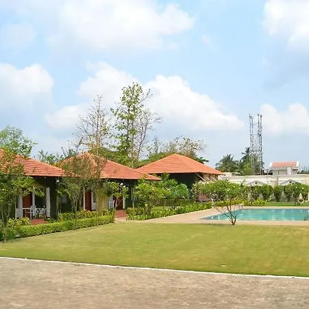 Hotel Riverside Resort And Spa Kumbakonam-2